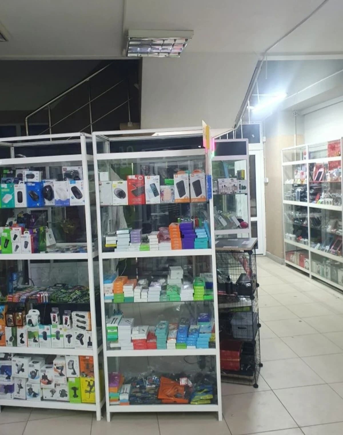 Приміщення, Київська: під магазин, торг можливий, охорона - фото 4