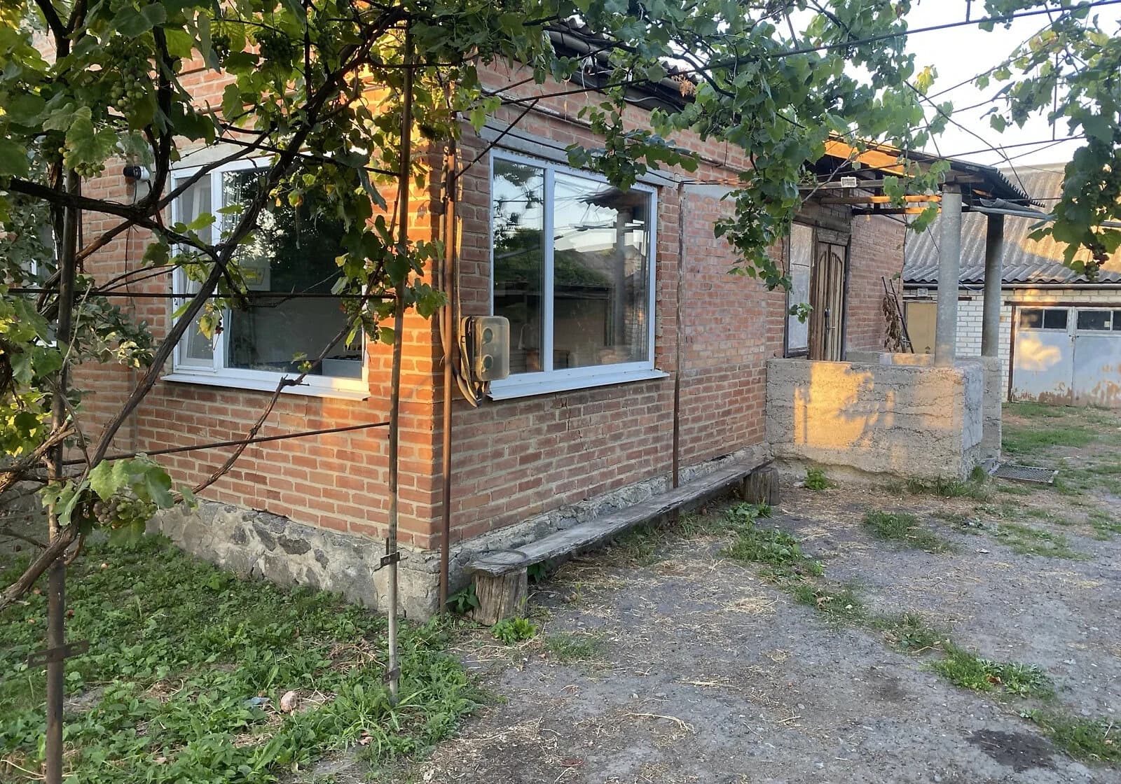 Будинок, Диканька: одноповерховий, цегляні стіни - фото 3