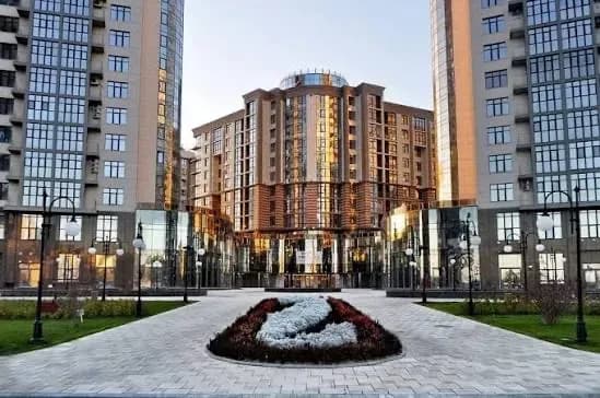 1-кімнатна квартира у ЖК Новопечерські Липки: панорамні вікна - фото 4