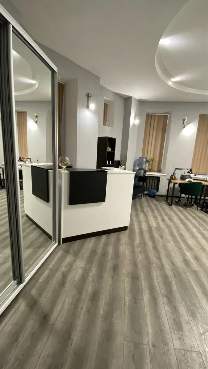 Місце для бровіста, Печерський: генератор, паркомісця, 5 хв від метро - фото 4