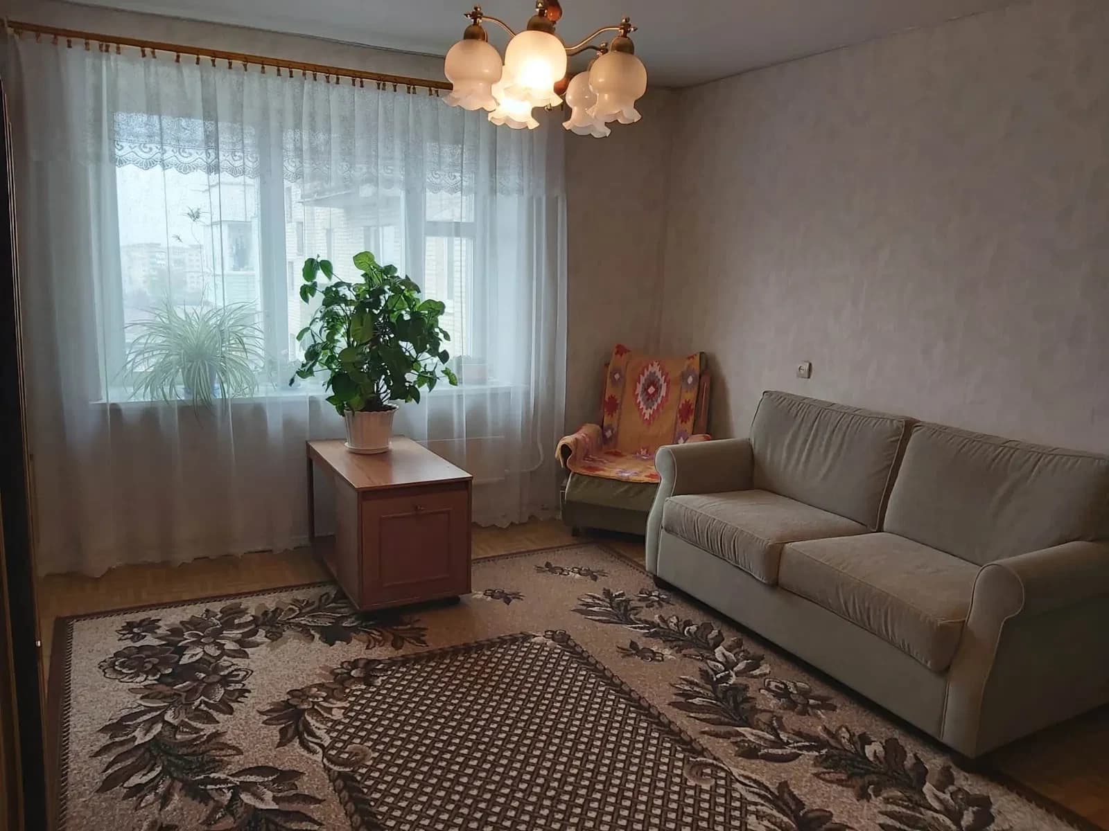 4-кімнатна квартира, Шостка: торг, роздільні кімнати - фото 1