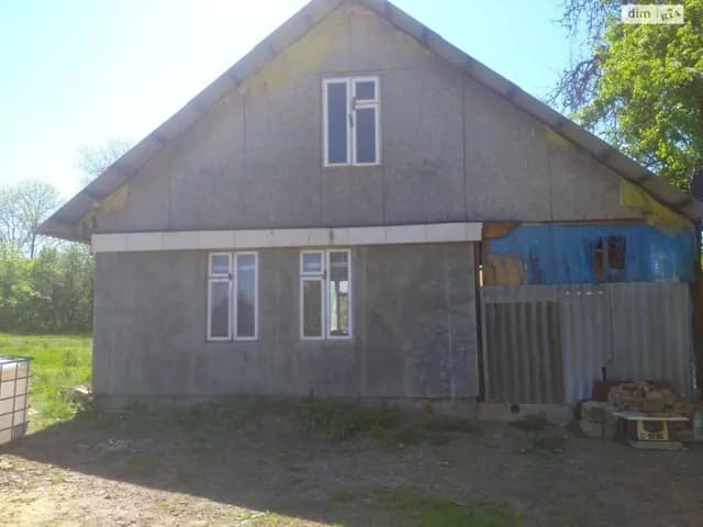 Будинок, Гаврилівці: цегляні стіни, криниця, централізоване опалення