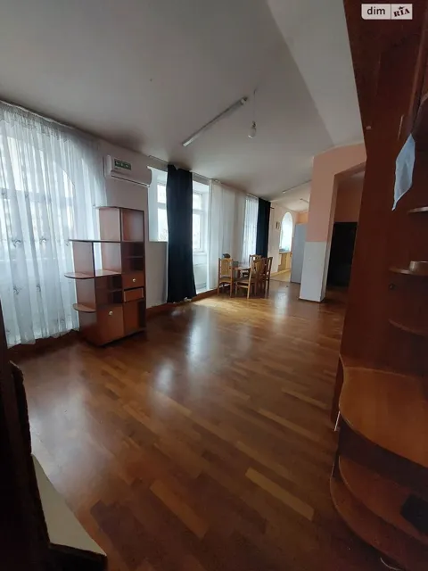 2-кімнатна квартира, Чайки: новобудова, цегляні стіни - фото 1