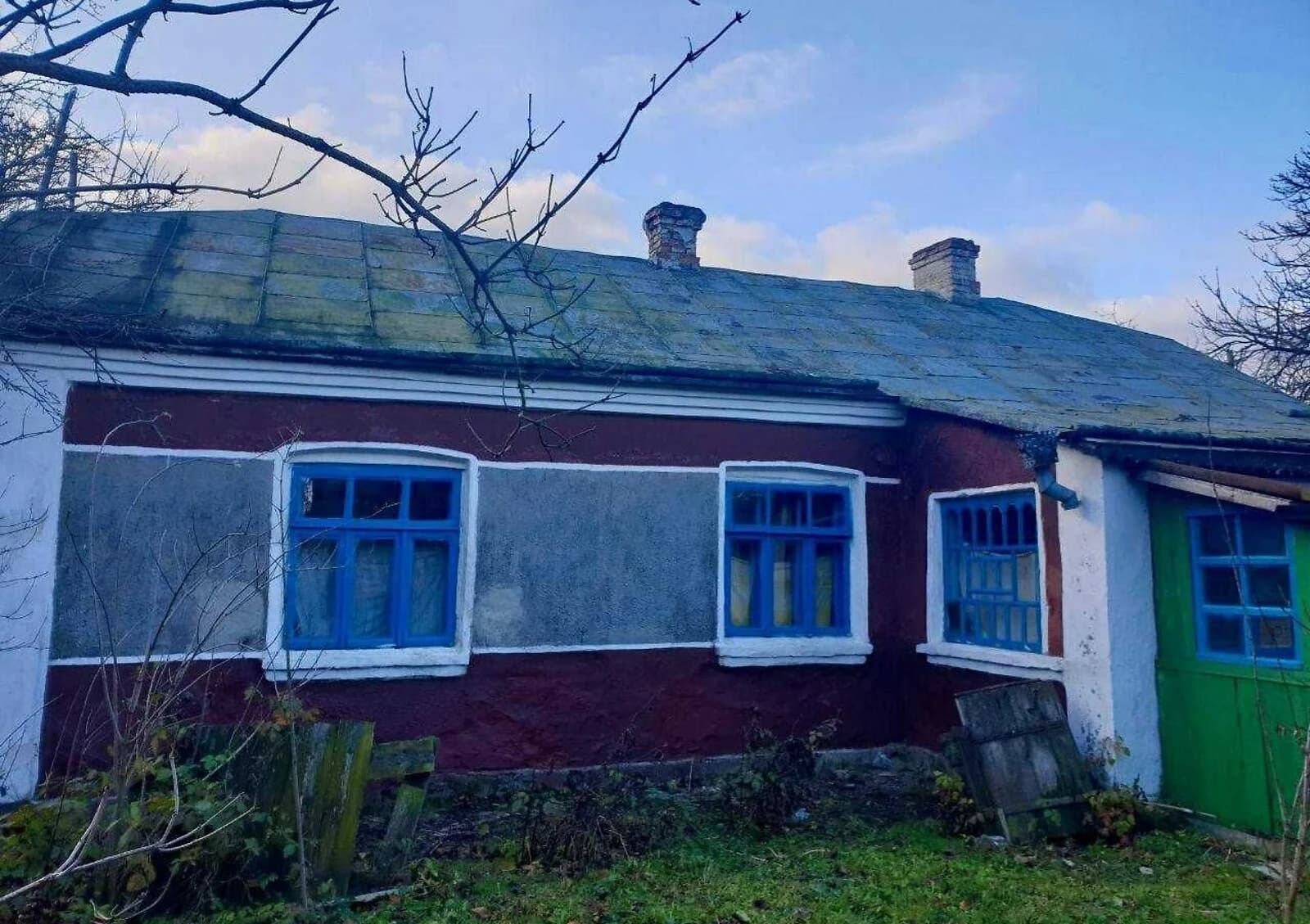 Будинок, Заболотці: 62 сотки, газове та пічне опалення