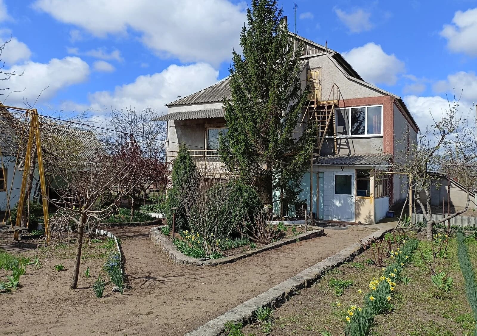 Будинок, Бузьке: дизайнерське оформлення, великий балкон, 38 соток