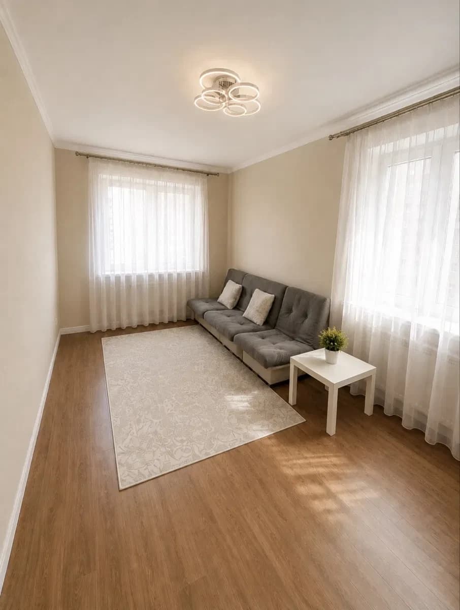 2-кімнатна квартира у ЖК Еврика: кухня-вітальня, 7 хв до метро - фото 1