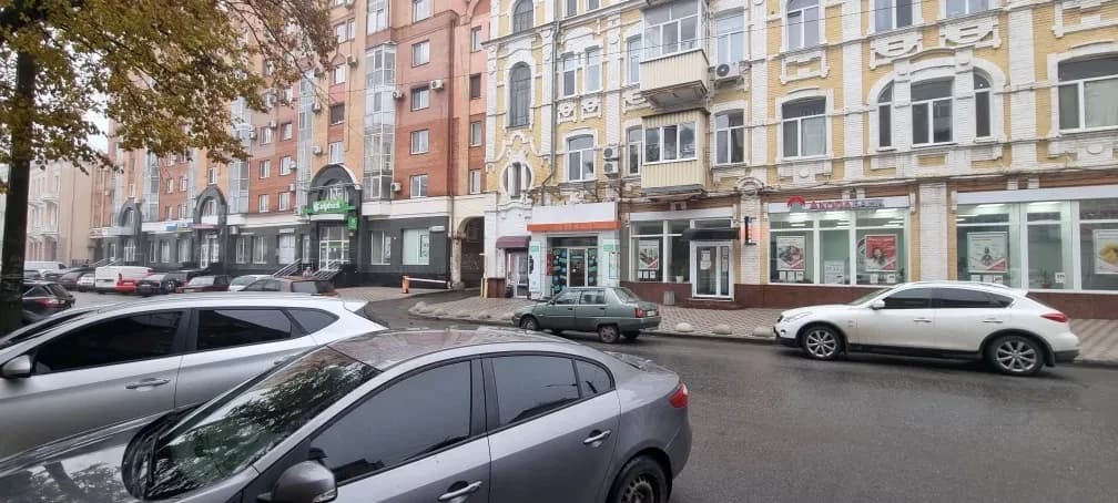 Приміщення, Полтава: фасадне, тераса, паркувальне місце - фото 5