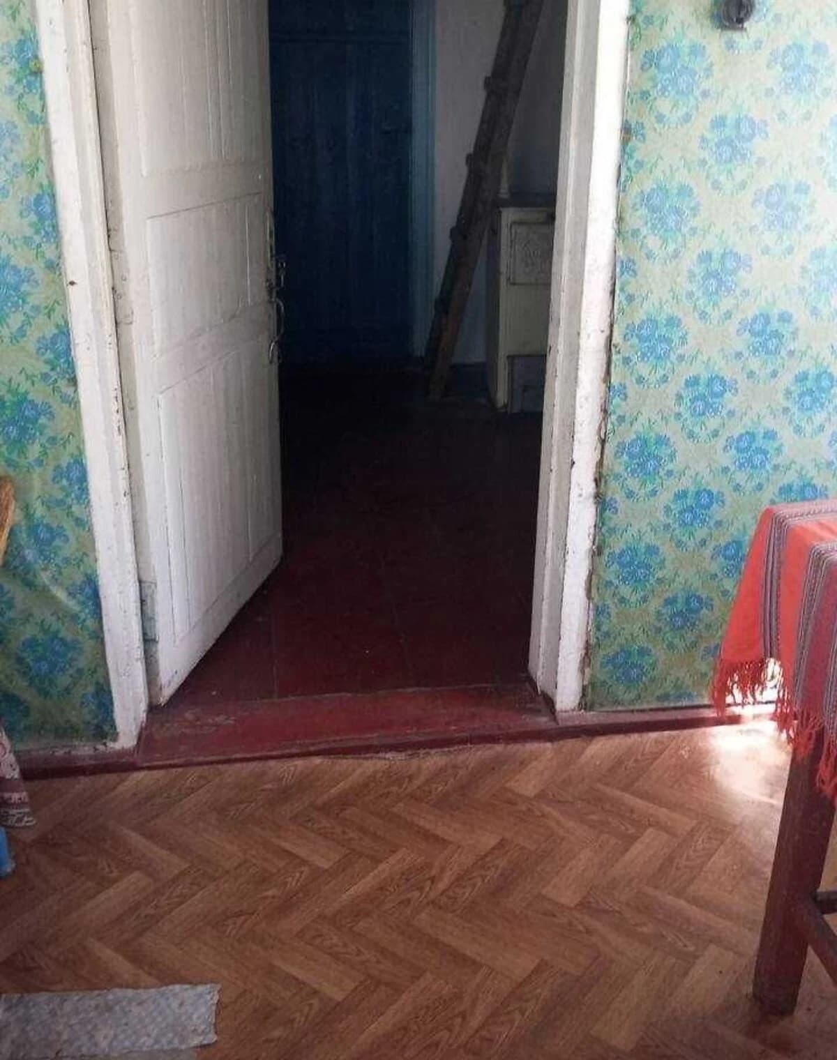 Будинок, Тиниця: опалення, цегляні стіни - фото 3