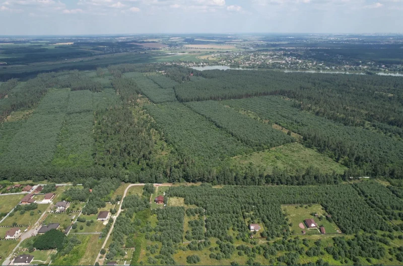 Ділянка 100 соток, Бобриця: ліс, озеро, комунікації поруч - фото 4
