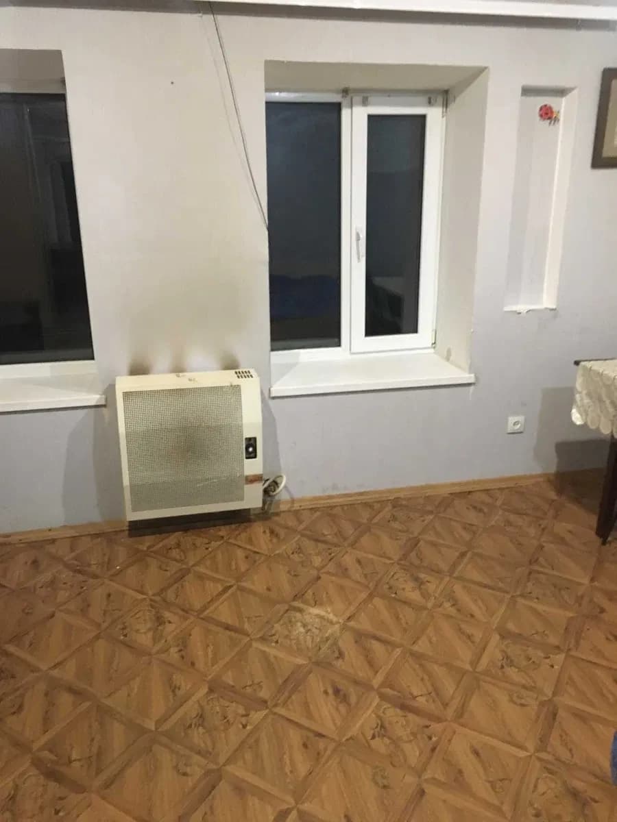 Частина будинку, Фортечний: газове опалення без світла, 3 хв до центру