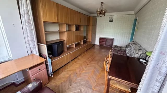 2-кімнатна квартира, Русанівка: під ремонт, частина меблів, набережна поруч - фото 2