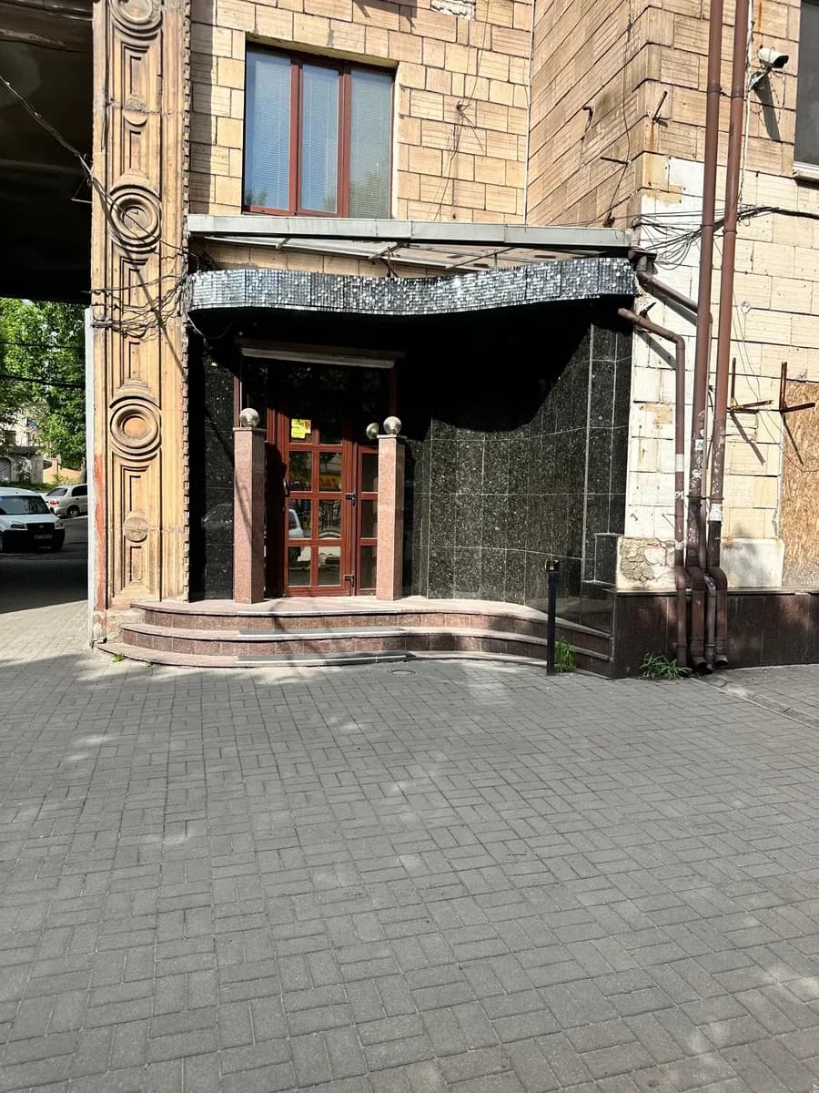 Приміщення, Вознесенівський: фасадна видимість, пішохідний трафік - фото 2