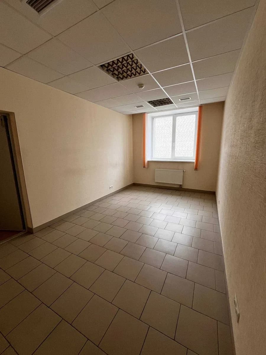 Офіс, Житомир: кабінетна система, генератор, охорона - фото 5