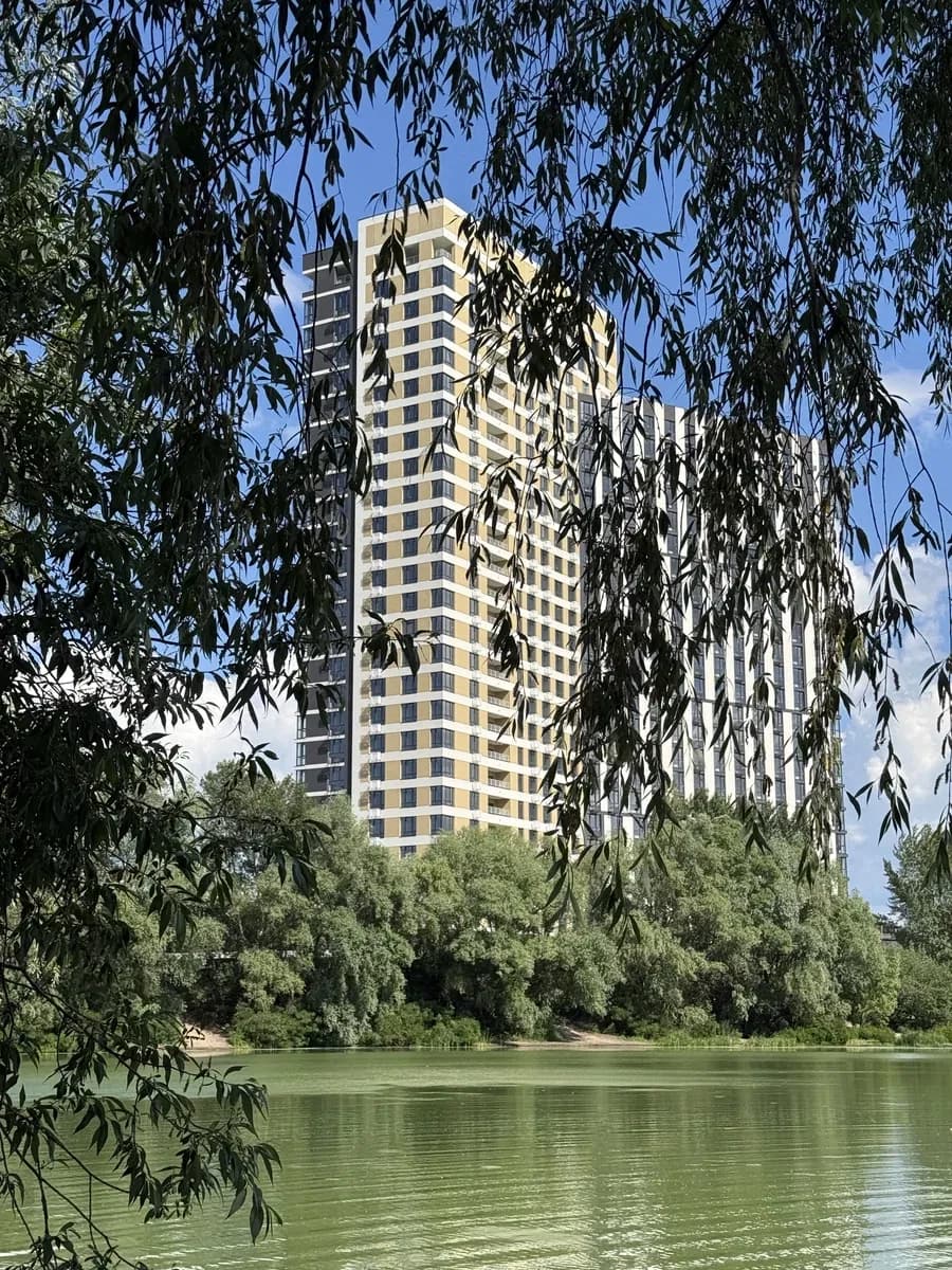1-кімнатна квартира у ЖК H2O: вид на озеро, генератор - фото 2
