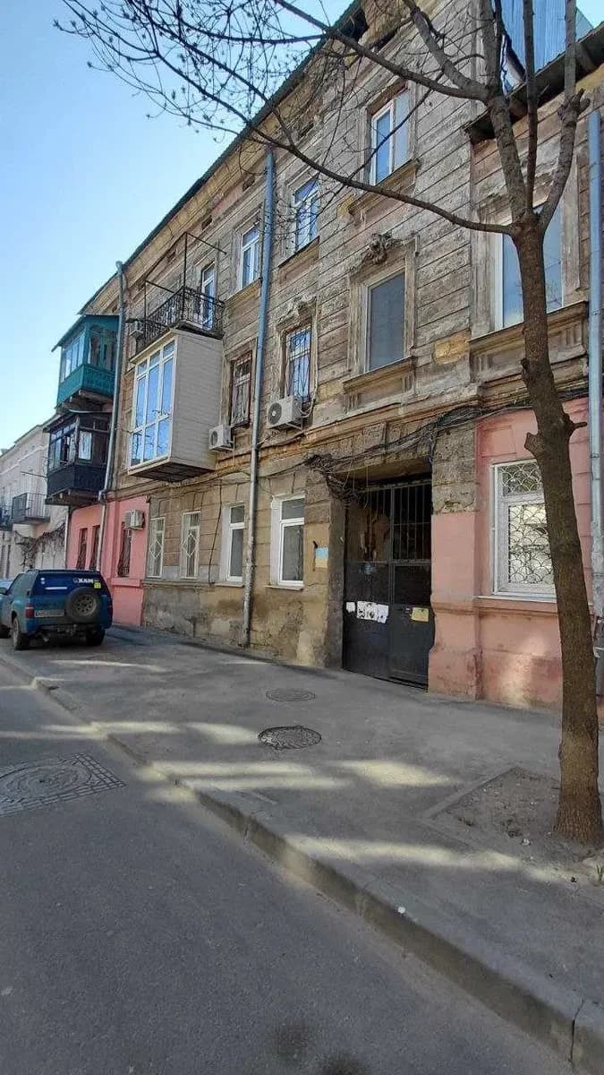 1-кімнатна квартира, Приморський: потребує ремонту, біля Привозу - фото 1
