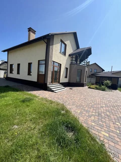 Будинок, Богунський кар'єр: світло не вимикали, навіс на 2 машини - фото 2