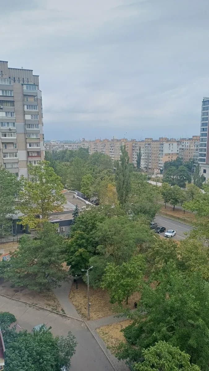 3-кімнатна квартира, Центральний: центр міста, балкон, подвійна лоджія - фото 1