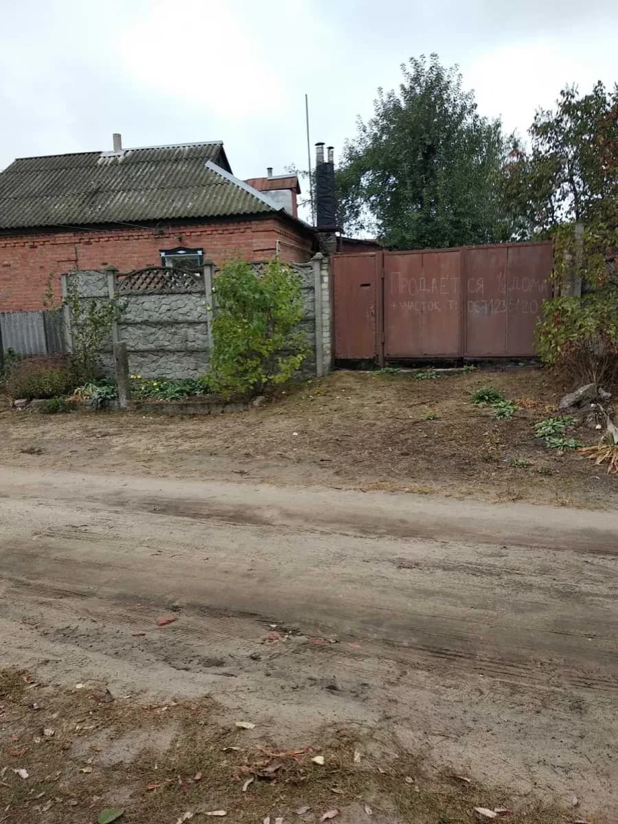 Будинок, Берестин: 1/2 частини, мебльований, господарські споруди - фото 3