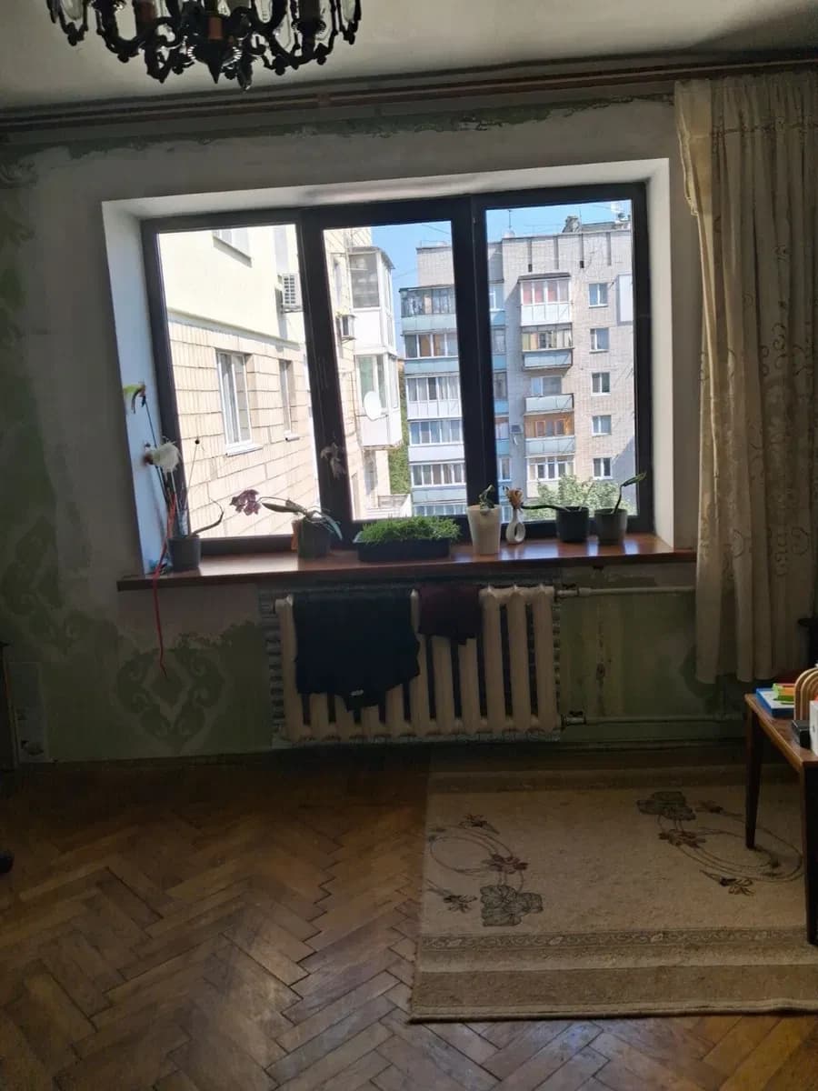 4-кімнатна квартира, Поділ: потребує ремонту, вільний продаж - фото 2