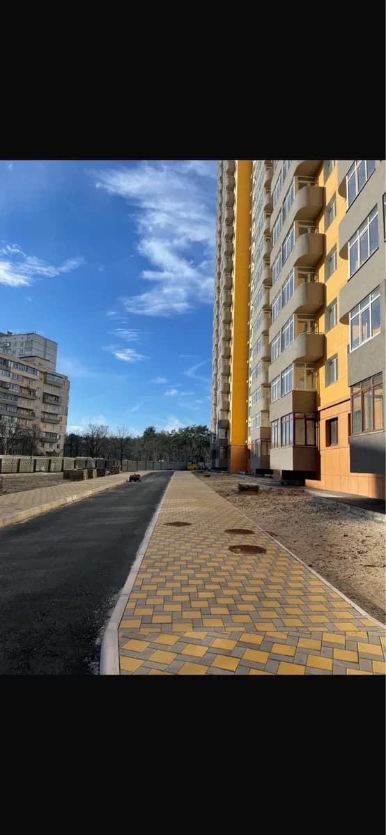 2-кімнатна квартира у ЖК Міністерський: гостьовий паркінг, новобудова