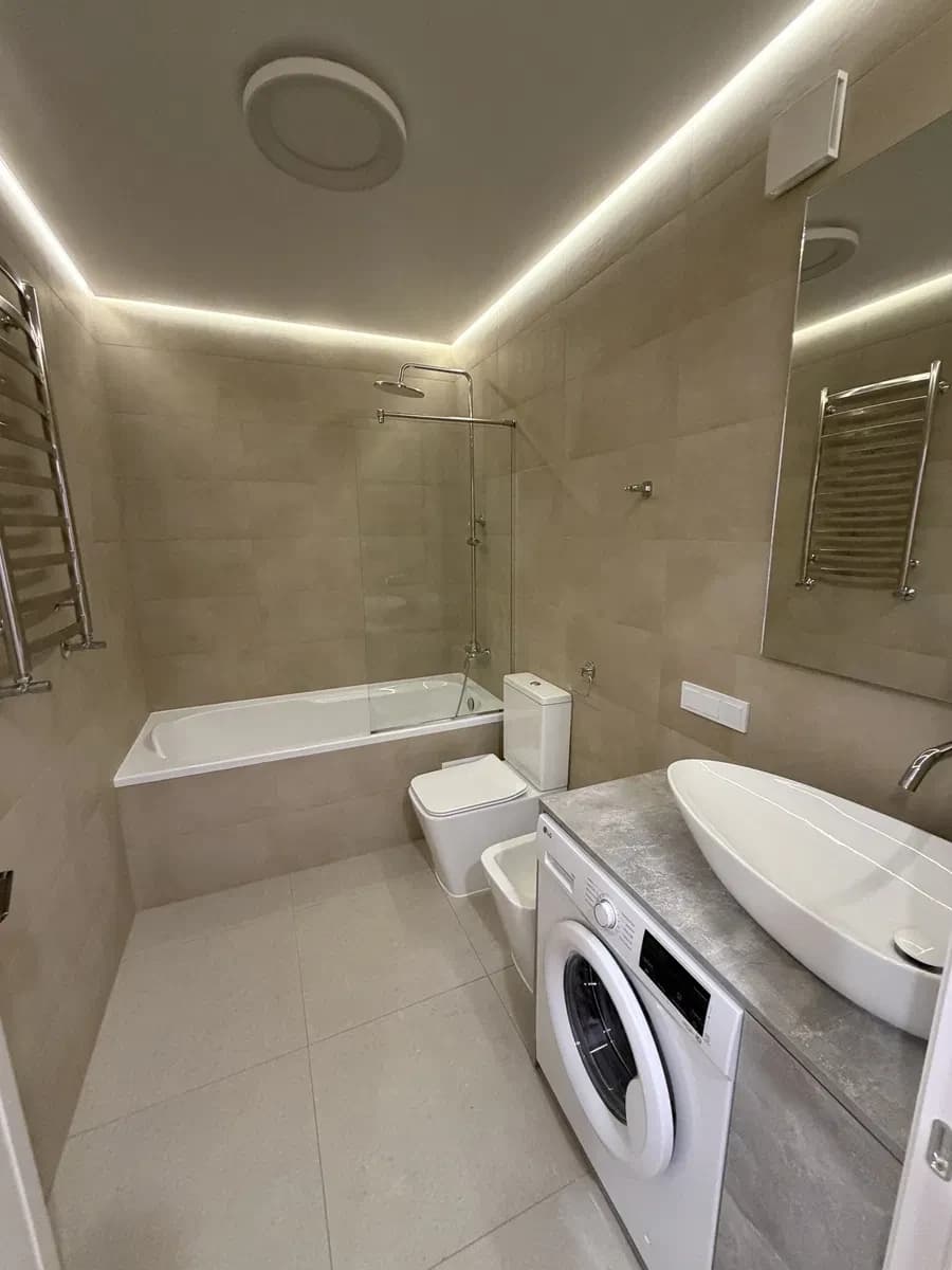 2-кімнатна квартира, Коломия: власна тераса 23,5 м², дизайнерський ремонт - фото 4