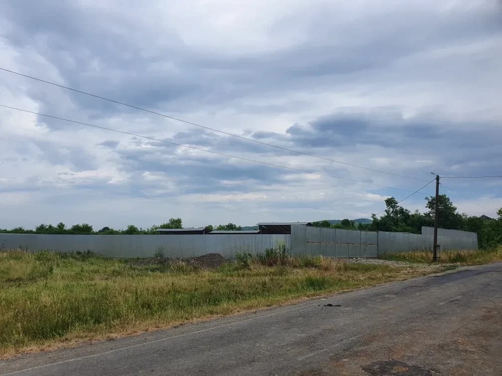 Ділянка 24 соток, Тячів: комерційне призначення, обмін на авто - фото 1