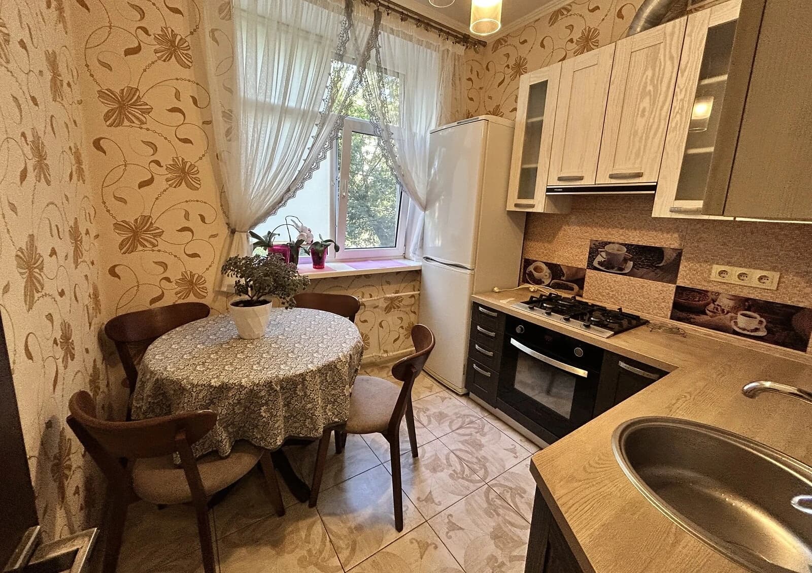 2-кімнатна квартира, Лук'янівка: газ без світла, євроремонт, укриття - фото 5