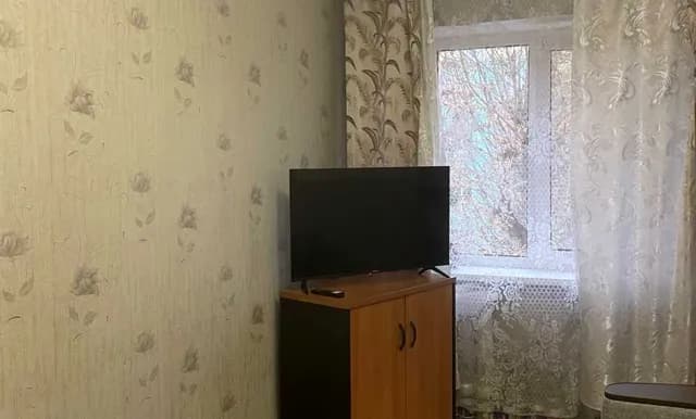 2-кімнатна квартира, Новокодацький: косметичний ремонт, метро Заводська - фото 1