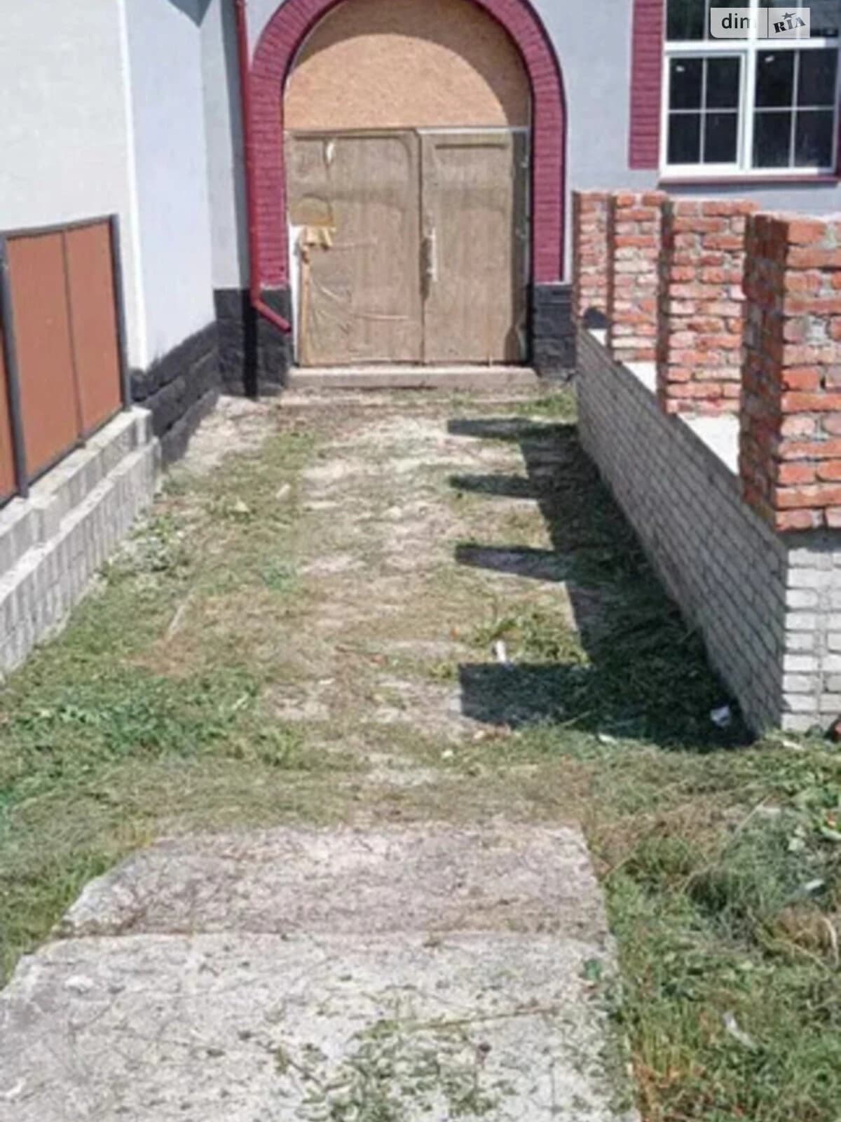 Будинок, Воловець: 9 кімнат, 4 поверхи, газове опалення - фото 3
