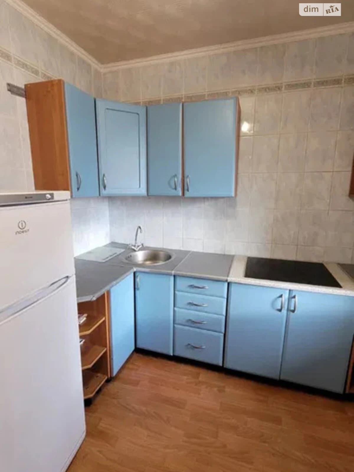 2-кімнатна квартира, Троєщина: косметичний ремонт - фото 1