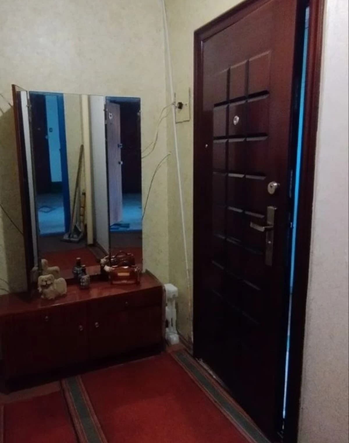 3-кімнатна квартира, Тернівський: косметичний ремонт, бойлер - фото 1