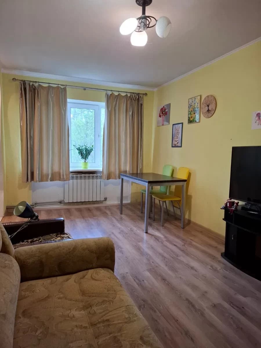 3-кімнатна квартира, Вільногірськ: кухня-вітальня, євроремонт, єОселя - фото 4