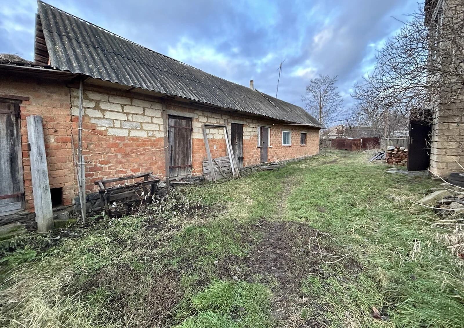 Будинок, Скаливатка: гараж із підвалом, 35 соток, свердловина - фото 3