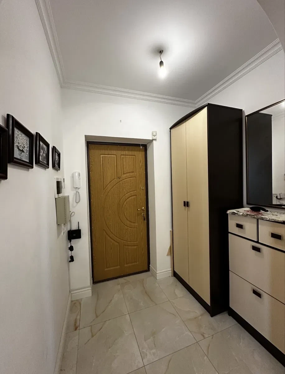 2-кімнатна квартира, Чернівці: новобудова, підземний паркінг - фото 3