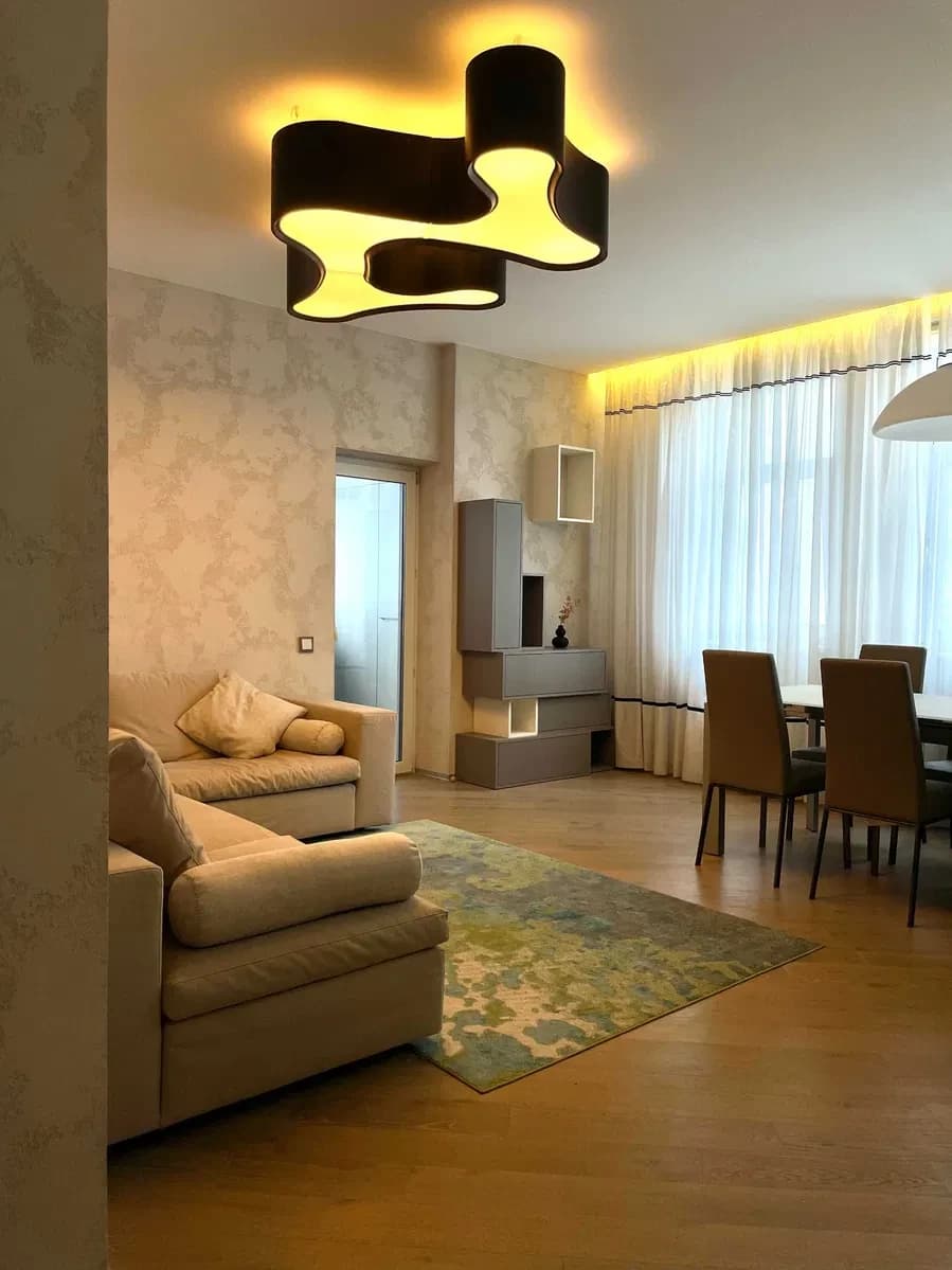 2-кімнатна квартира у ЖК Avenue 14-16: дизайнерський ремонт, генератор - фото 1