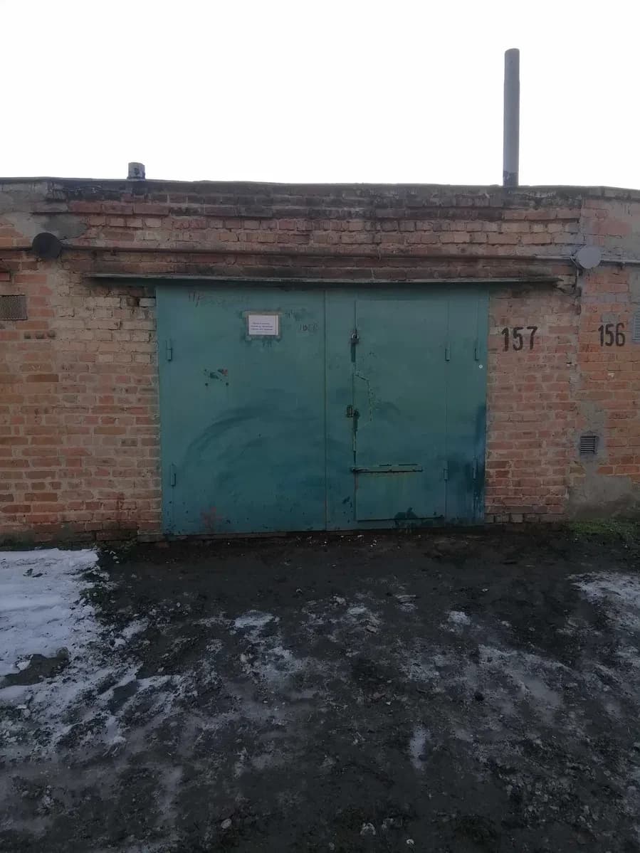 Гараж, Інститут зв'язку: підвал по периметру, зарядка електромобіля - фото 3