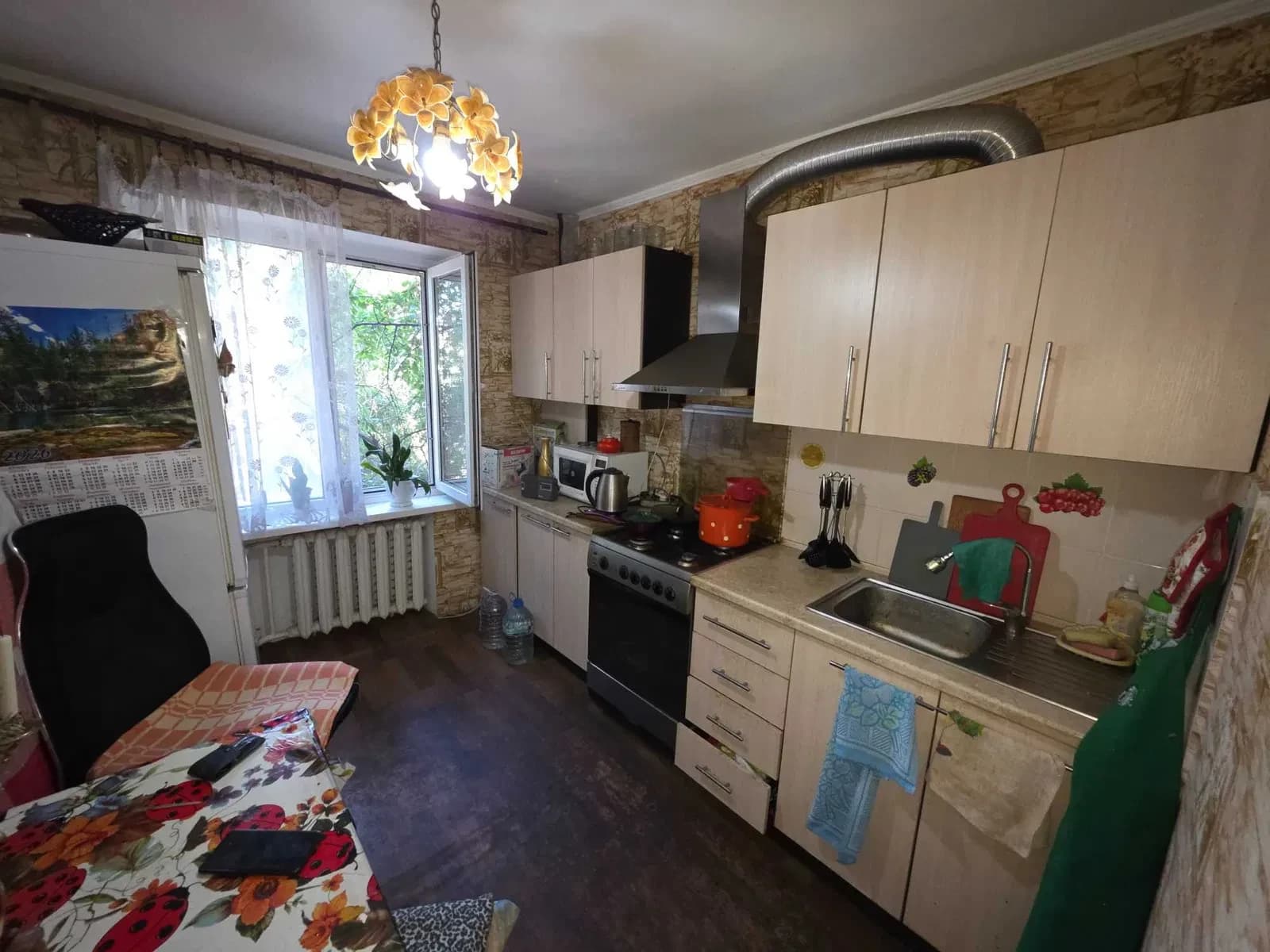 2-кімнатна квартира, Подільський: у центрі, житловий стан, лоджія - фото 3