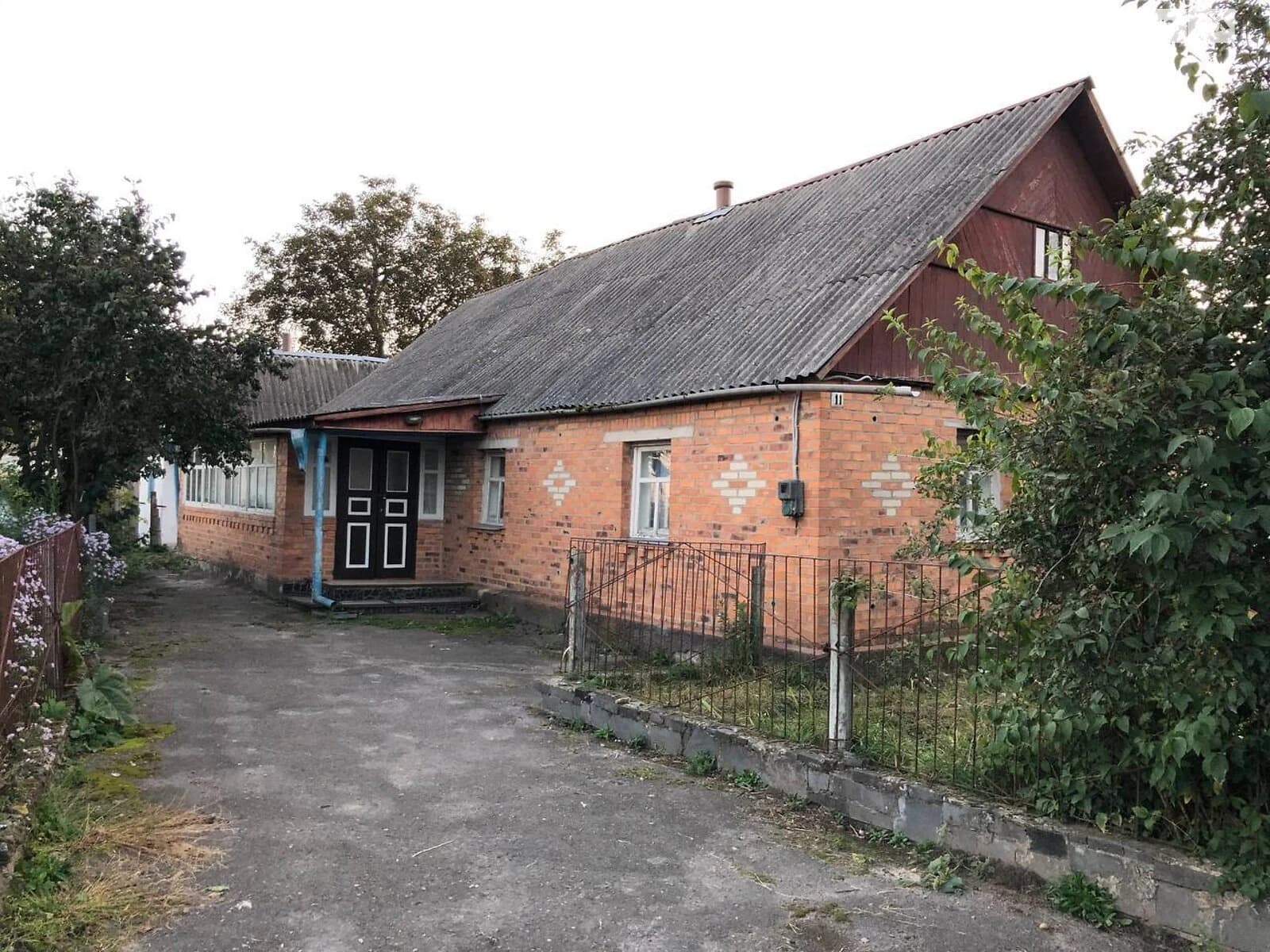 Будинок, Черняхів: веранда, пічне опалення, криниця - фото 2