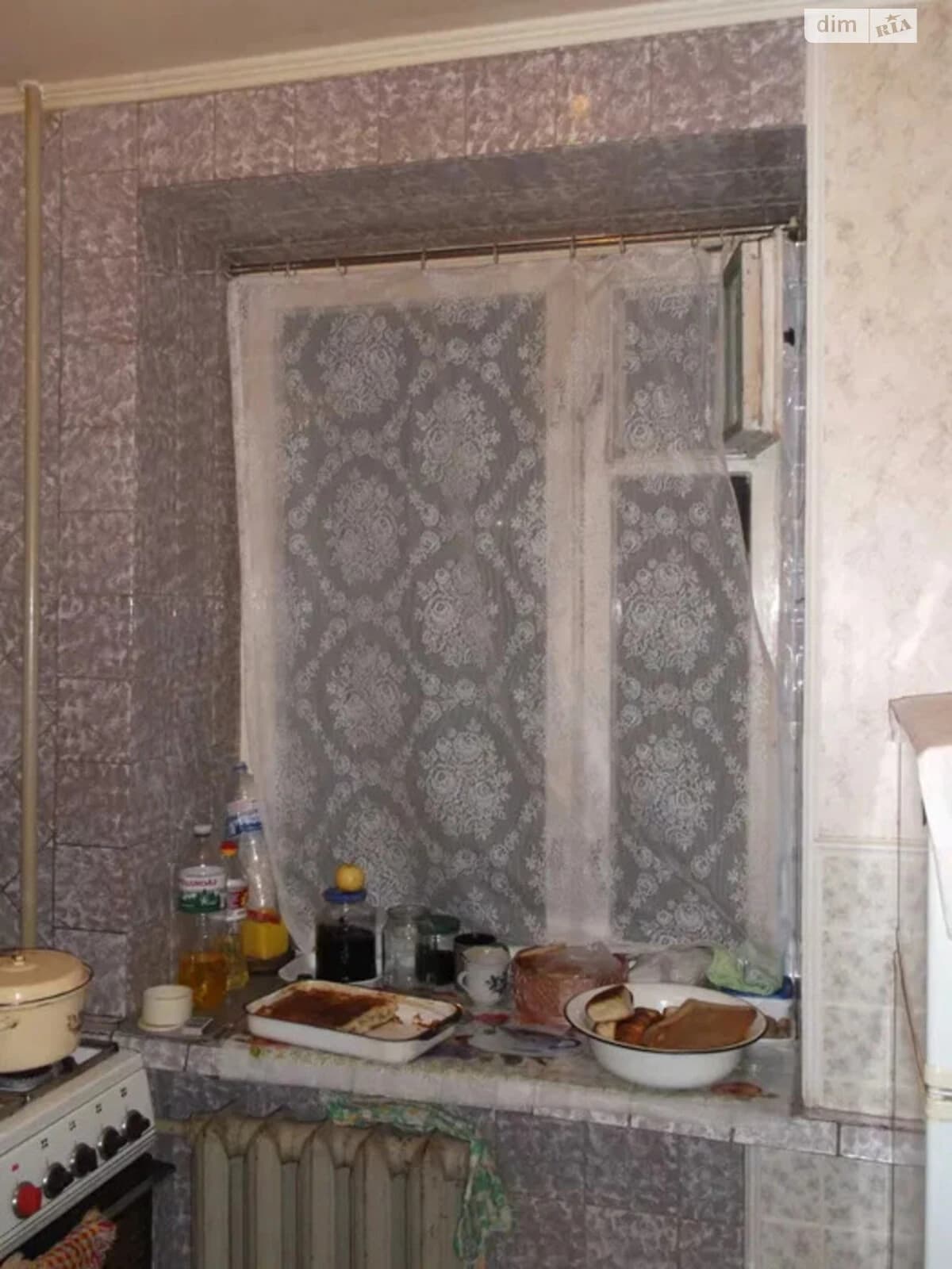 1-кімнатна квартира, Полтава: внутрішній двір, без оздоблення - фото 4