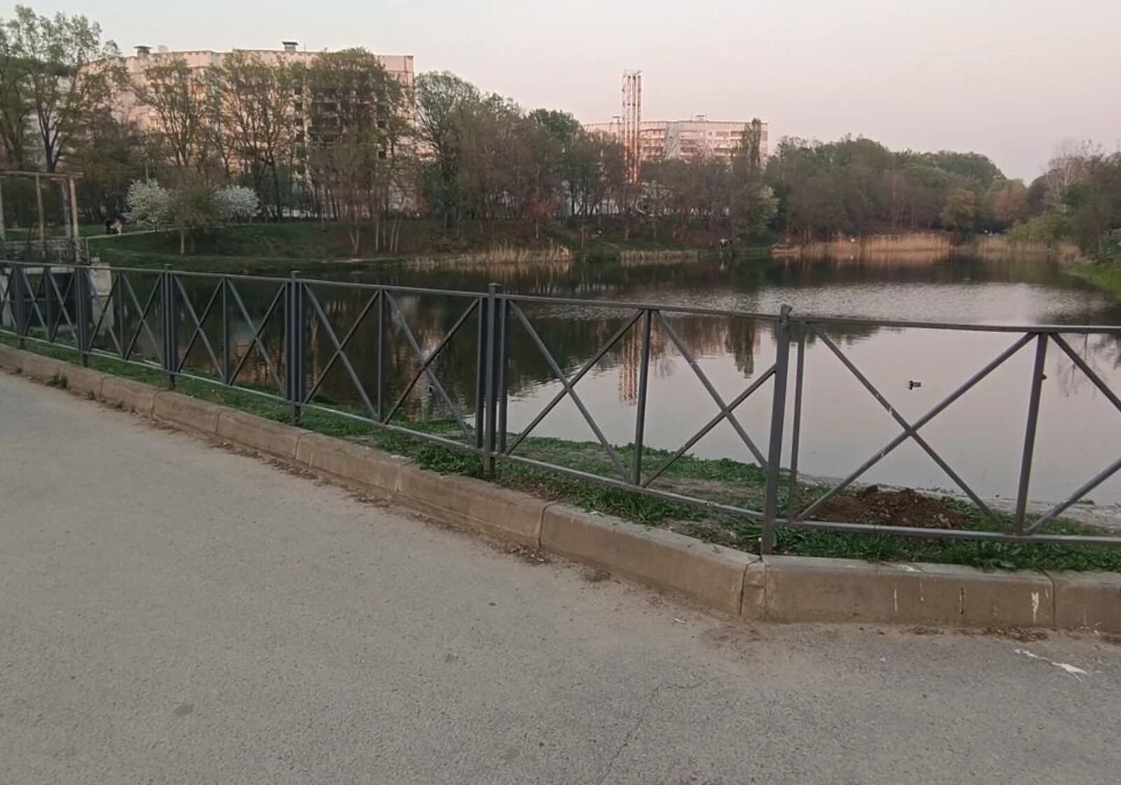 Ділянка 9 соток, Салтівка: під гараж, електрика, чорнозем - фото 4
