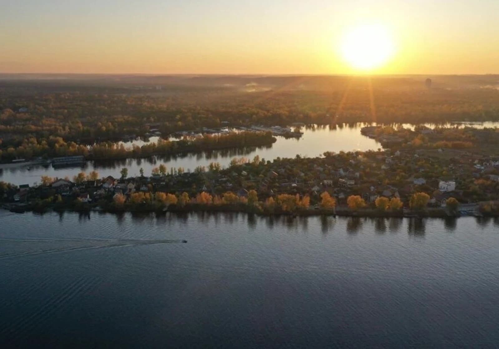 Ділянка 6 соток, Голосіївський: житлова забудова, під охороною - фото 1