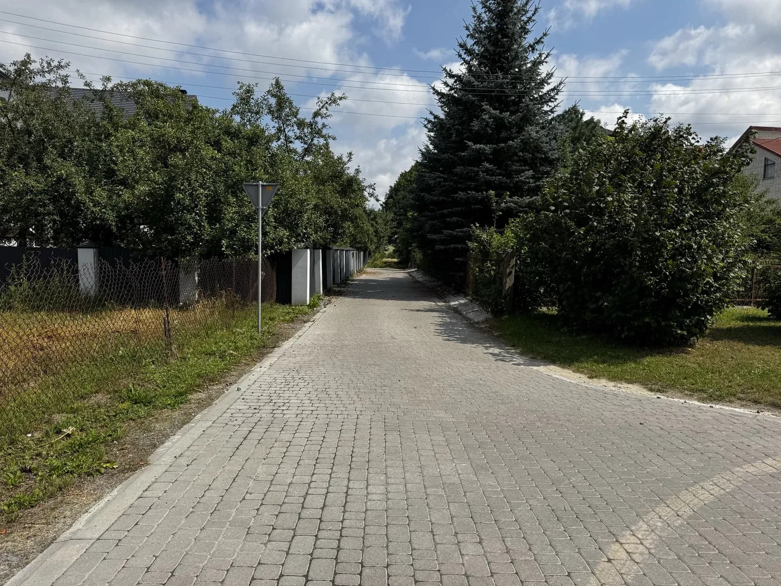 Ділянка 0.32 соток, Басівка: під будівництво, світло, газ і вода на межі - фото 2