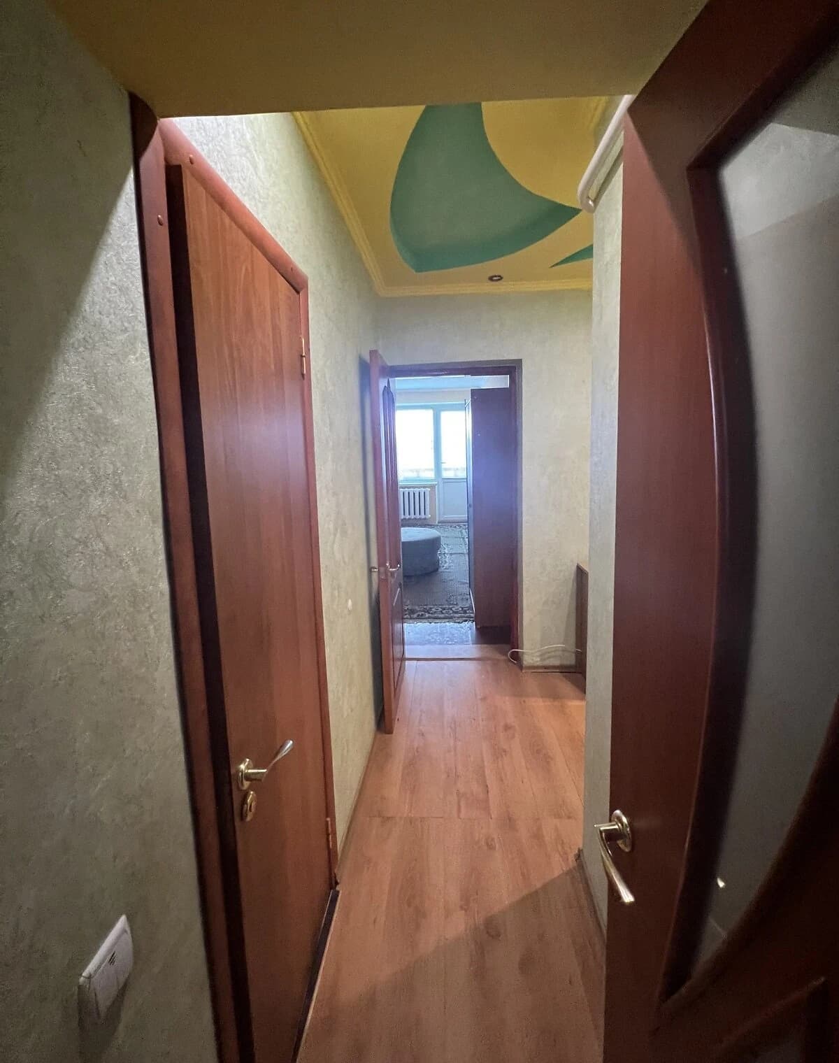 1-кімнатна квартира, Конотоп: торг можливий, цегляні стіни - фото 3
