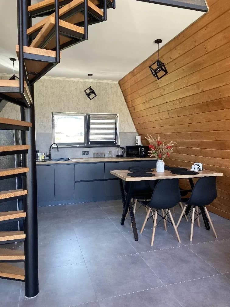 Котедж, Східниця: дизайнерський ремонт, 8 соток, дуплекс - фото 2
