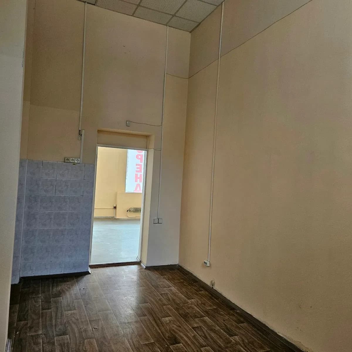 Приміщення, Солом’янський: фасадне, 50 кВт, укриття за 10 м - фото 3