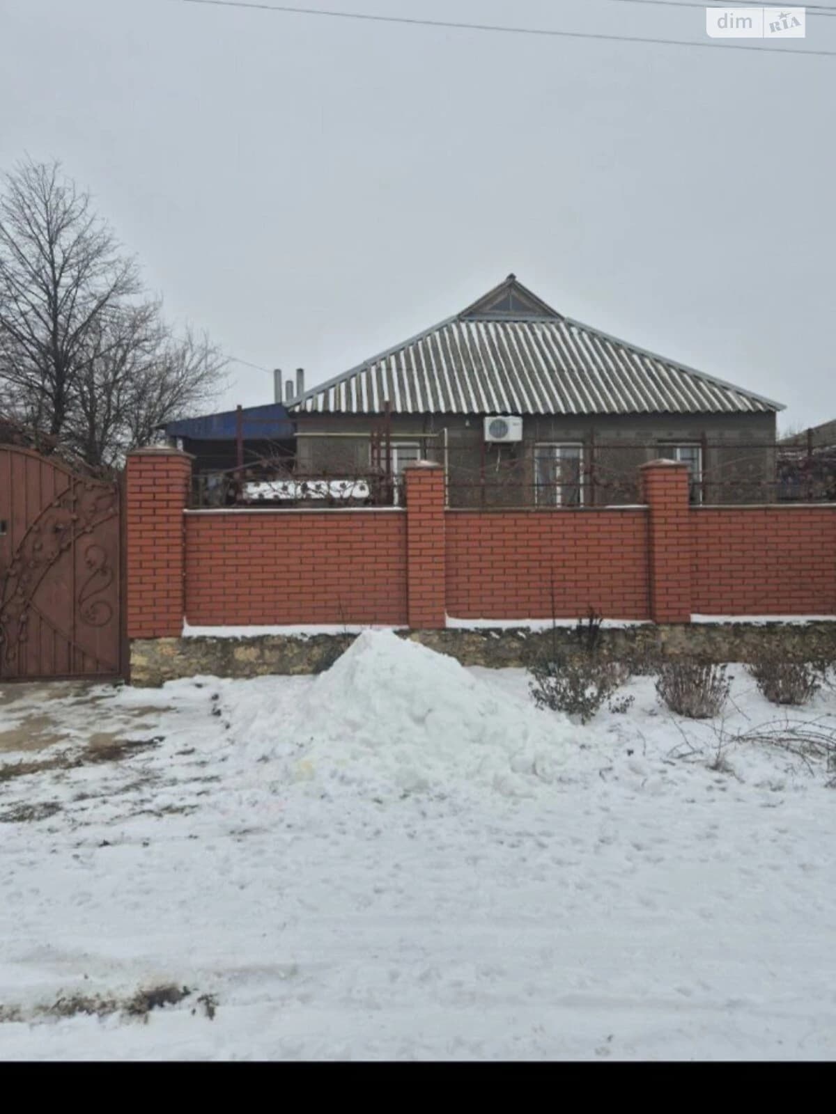 Будинок, Чорнобаївка: гараж із підвалом, 7 соток, індивідуальне опалення - фото 1