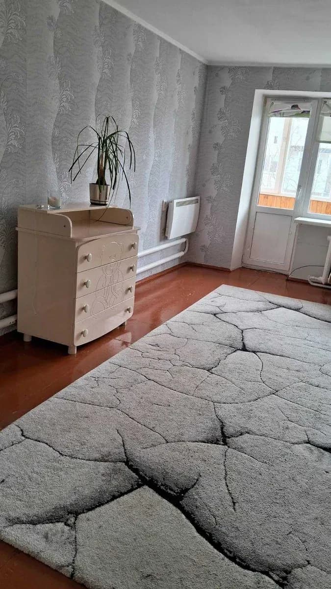 2-кімнатна квартира, Звягель: утеплена по периметру, 2 балкони - фото 1