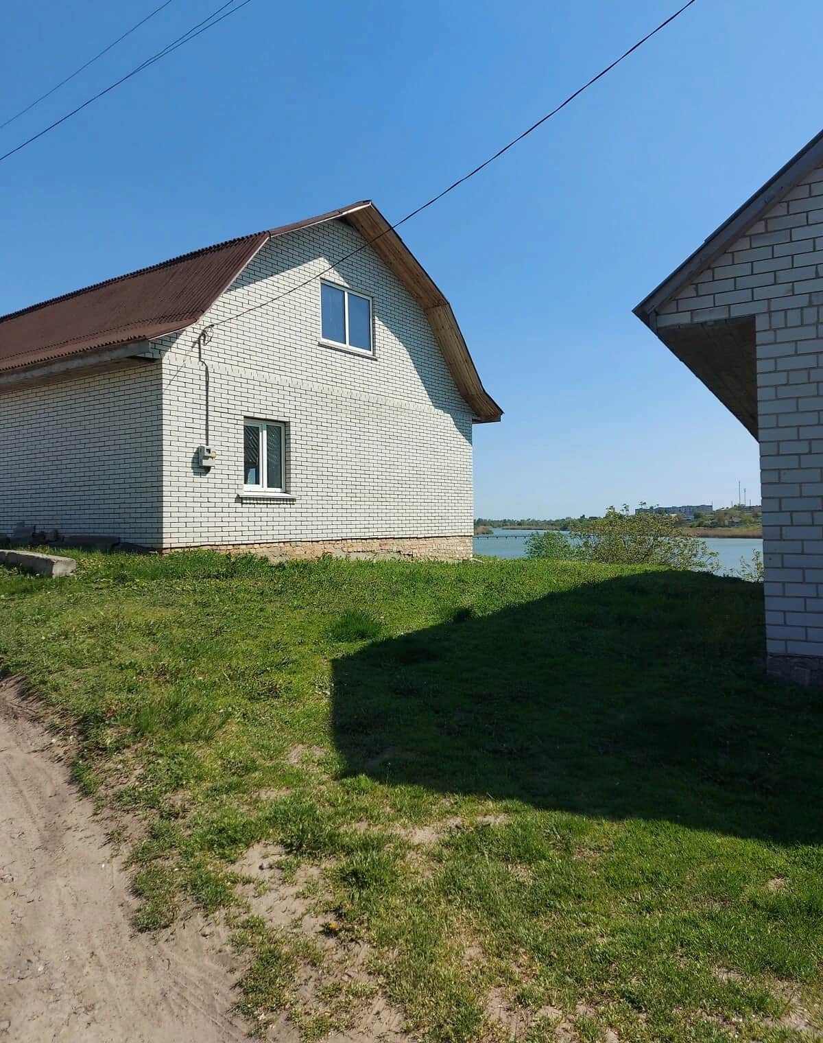 Будинок, Чорнобай: новобудова, ділянка 7 соток, гараж - фото 2