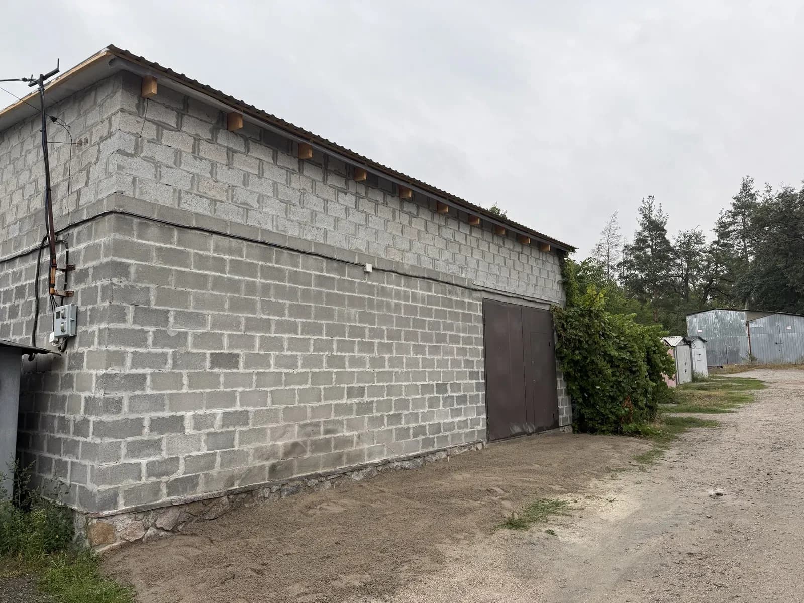Гараж, Подільський: три фази, можна під СТО - фото 2