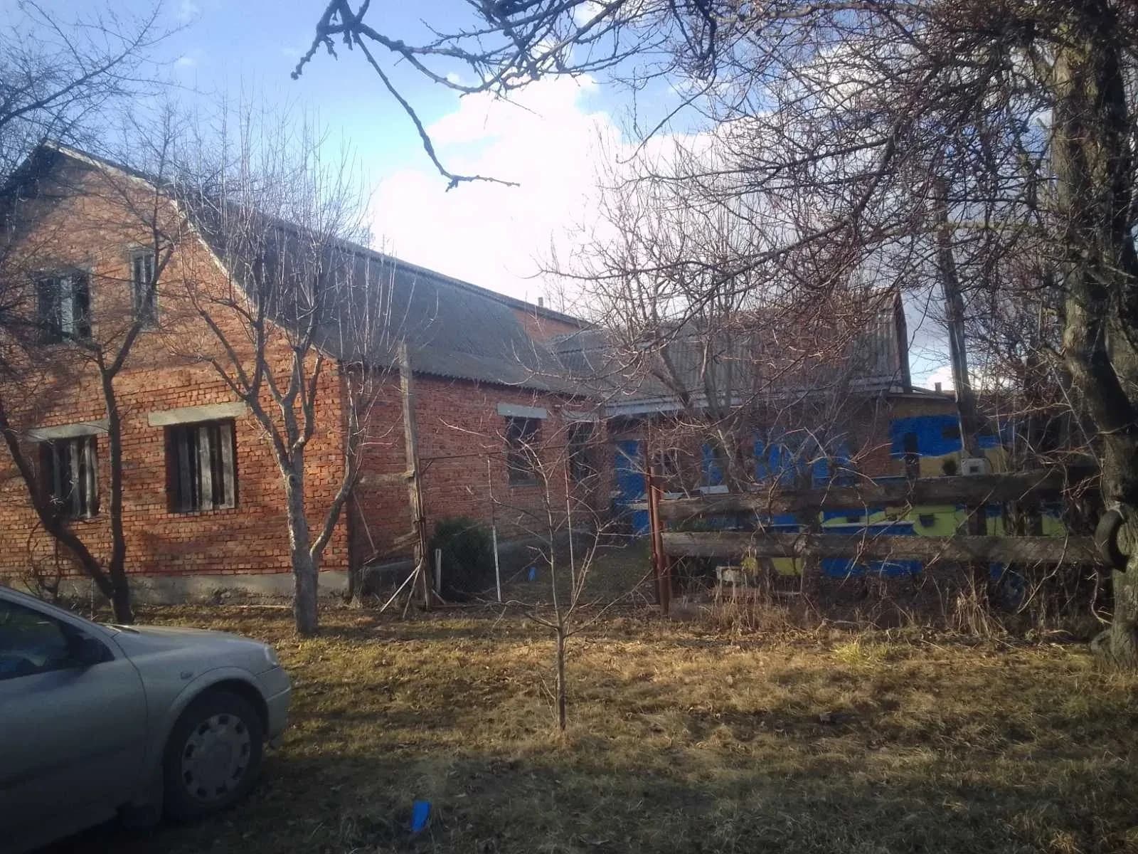 Будинок, Будківка: будиночок на бджолах, три фази, понад 70 дерев - фото 1